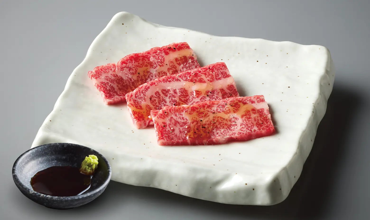 【黒毛和牛】黒毛和牛上カルビ(わさび醤油)