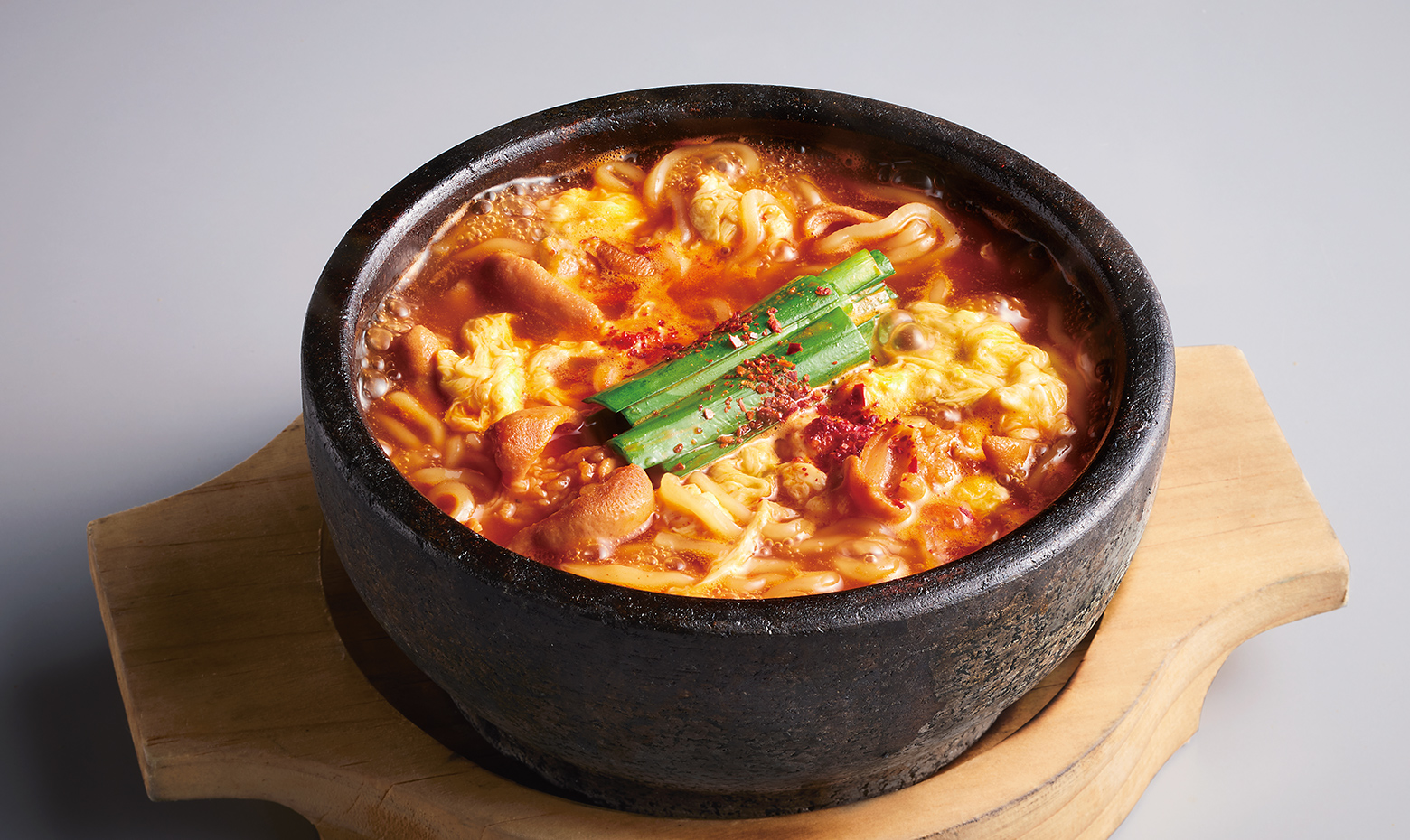 【裏名物】熱々　石焼ホルモンラーメン